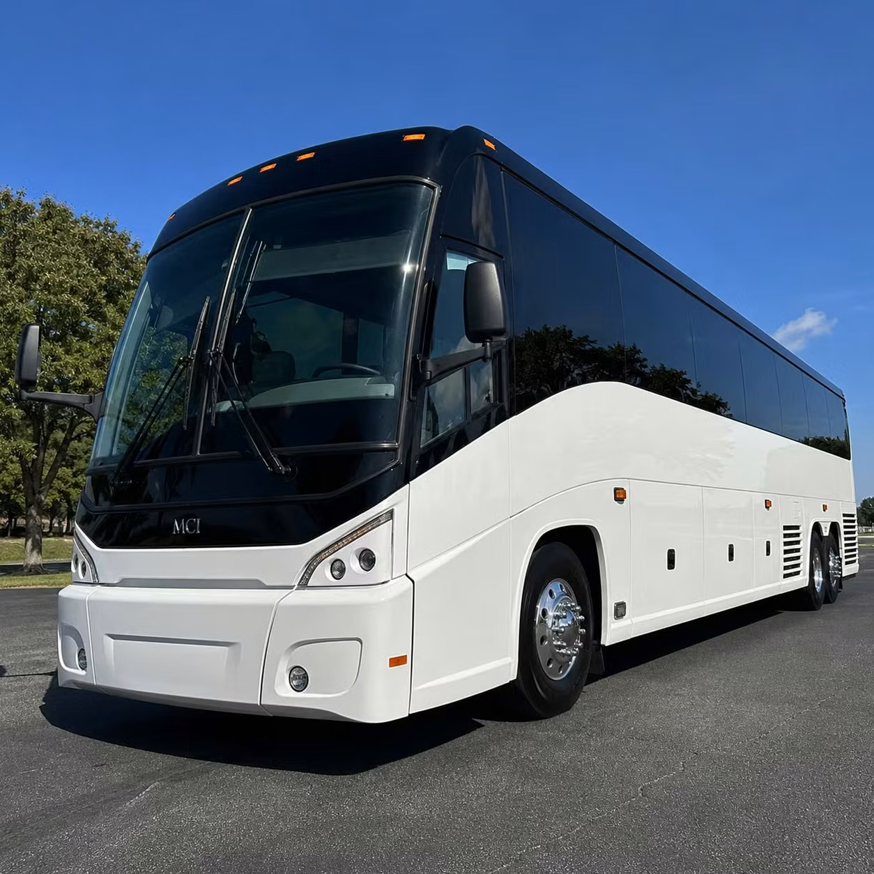 hit the las vegas strip from san marcos without splitting your group across a dozen cars